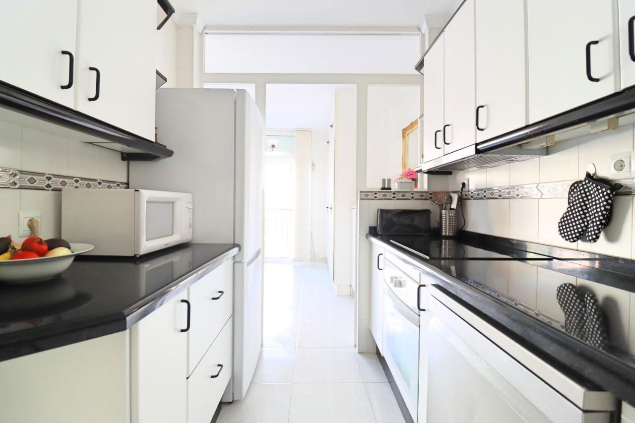 2 Bedroom In Parador With Pool And Seaview Нерха Екстер'єр фото