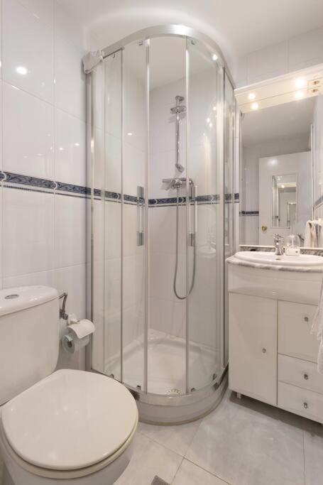 2 Bedroom In Parador With Pool And Seaview Нерха Екстер'єр фото